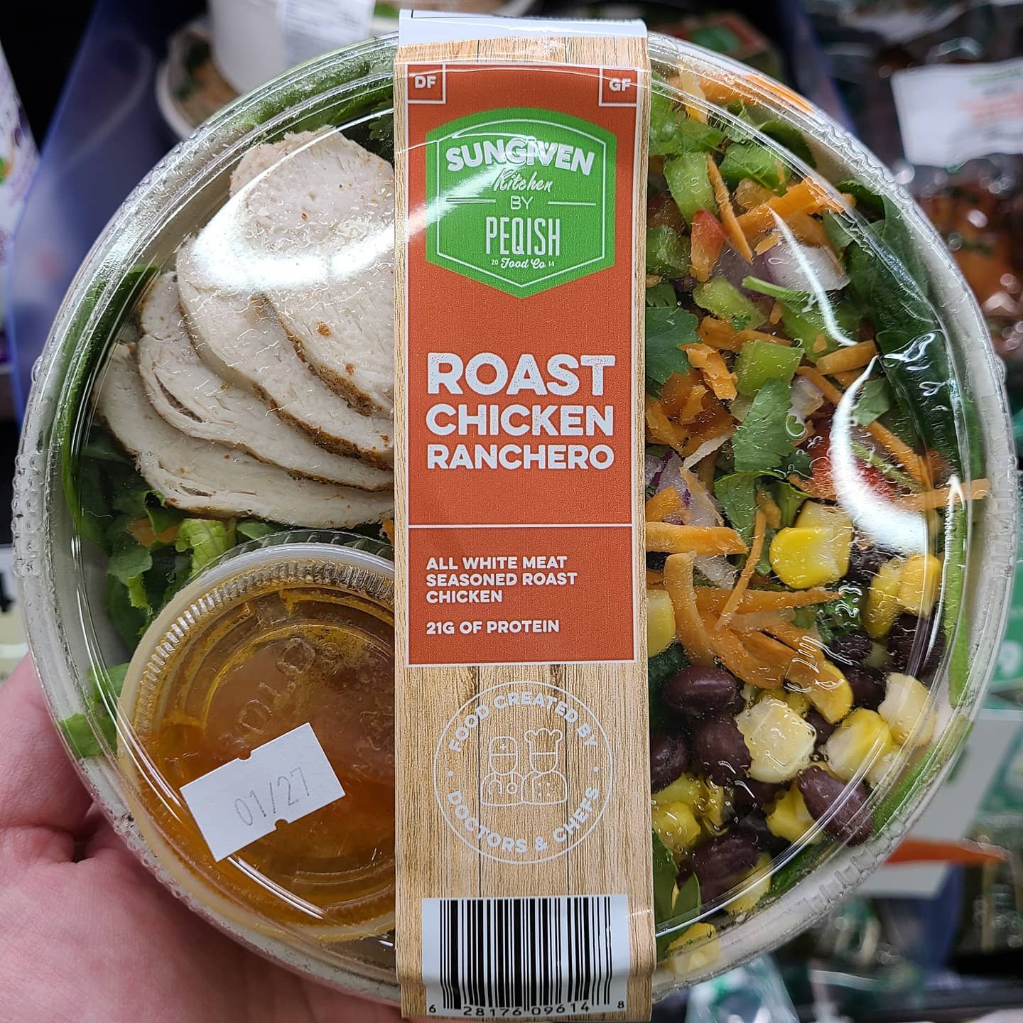 Custom printed wrap label fitted to a round prepared food container
